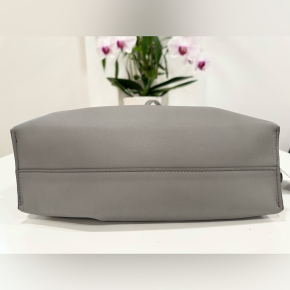 LOEWE Medium Flamenco Clutch Gray Leather Shoulder Bag - Picture 8 of 14